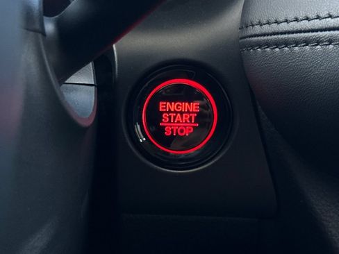 Certified 2025 Honda HR-V LX image 24