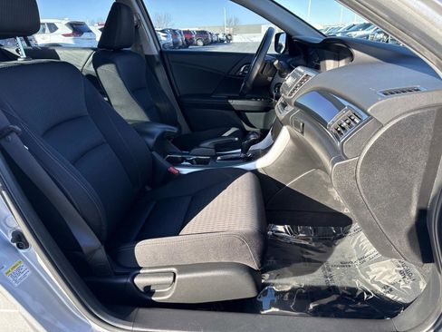 Used 2015 Honda Accord Sport image 19