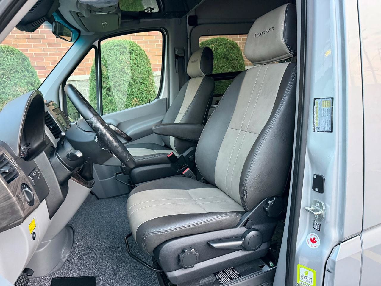 Used 2017 Mercedes-Benz Sprinter 3500 image 24