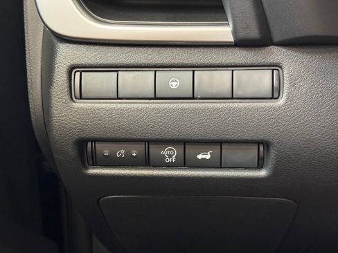 New 2026 Nissan Rogue SV image 28