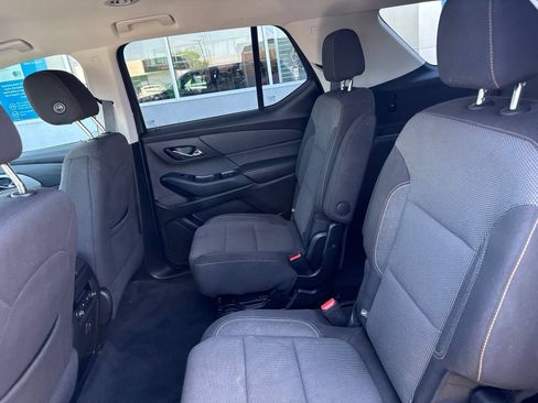 Used 2019 Chevrolet Traverse LT AWD/4WD image 16