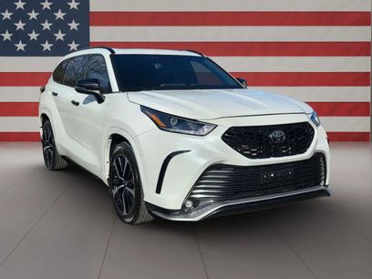 Used 2021 Toyota Highlander XSE