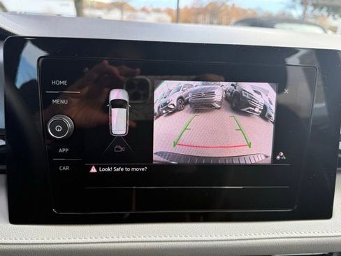 Certified 2025 Volkswagen Taos S image 21