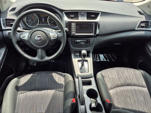 Used 2019 Nissan Sentra SV FWD image 10