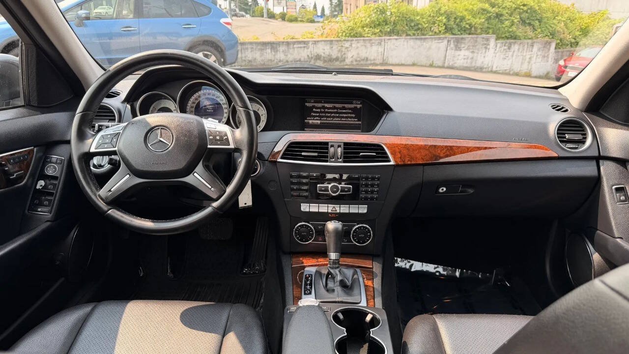Used 2013 Mercedes-Benz C 300 4MATIC Sedan image 27