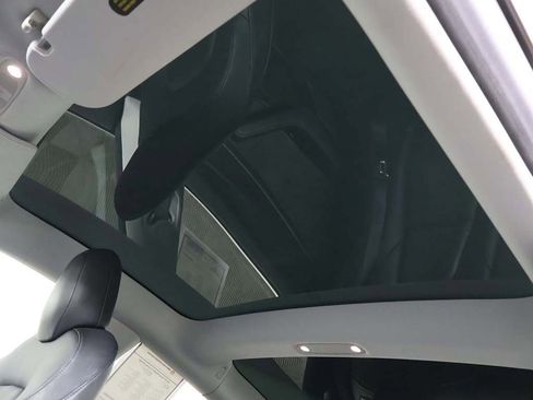 Used 2018 Tesla Model 3 Long Range image 21