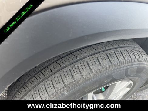 Used 2022 GMC Acadia SLT w/ Preferred Package image 15