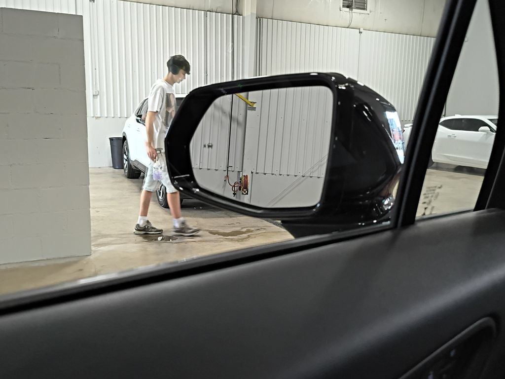 Used 2024 Honda Prologue Touring image 13