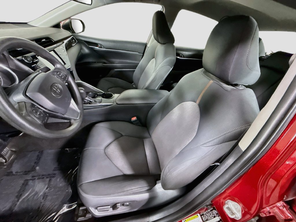 Certified 2018 Toyota Camry LE FWD image 24