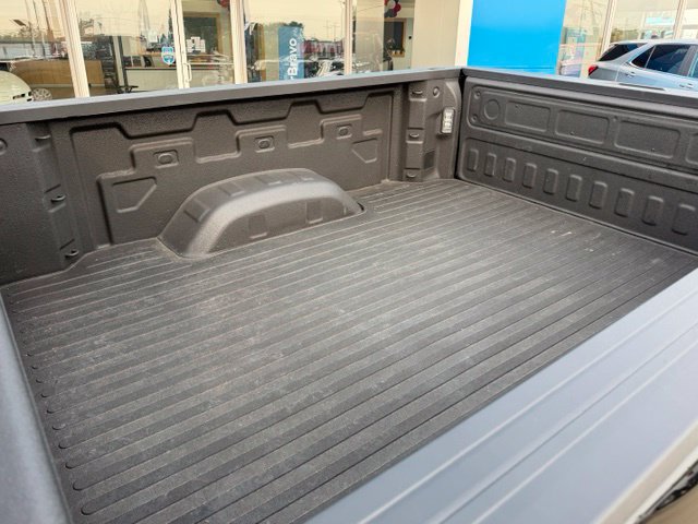 Used 2022 Chevrolet Silverado 2500 LT w/ Convenience Package AWD/4WD image 37