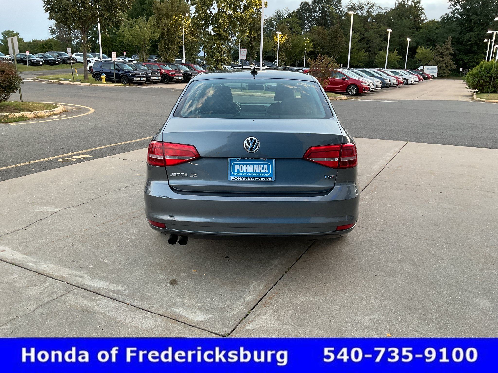 Used 2015 Volkswagen Jetta SE FWD image 6
