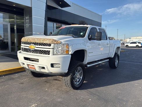 Used 2012 Chevrolet Silverado 3500 LT w/ Interior Plus Package image 8