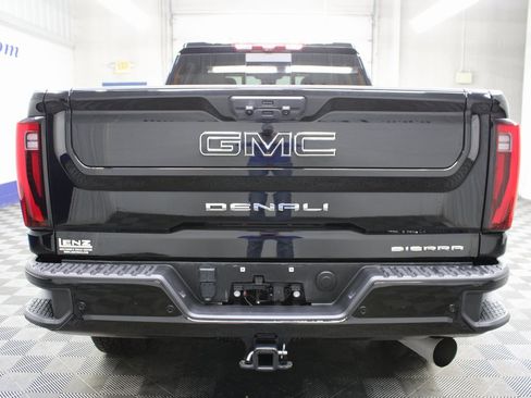 Used 2024 GMC Sierra 2500 Denali w/ Technology Package image 41