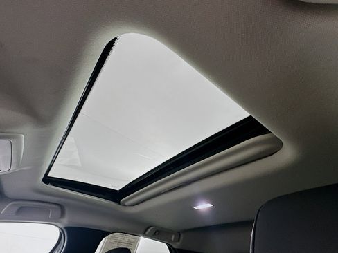 Used 2025 MAZDA CX-30 AWD 2.5 S w/ Preferred Package image 26