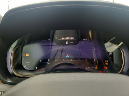 Used 2023 RAM 1500 Limited AWD/4WD image 24