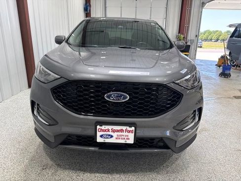 Used 2024 Ford Edge ST-Line w/ Class II Trailer Tow Package AWD/4WD image 3