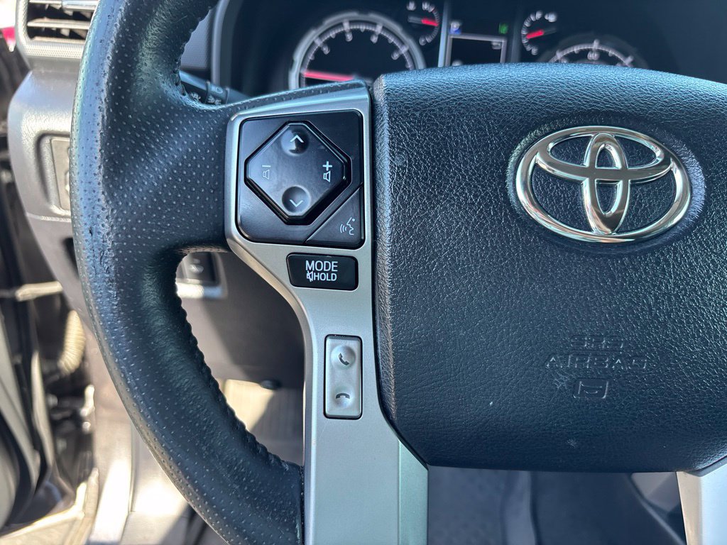 Used 2022 Toyota 4Runner Limited RWD image 23