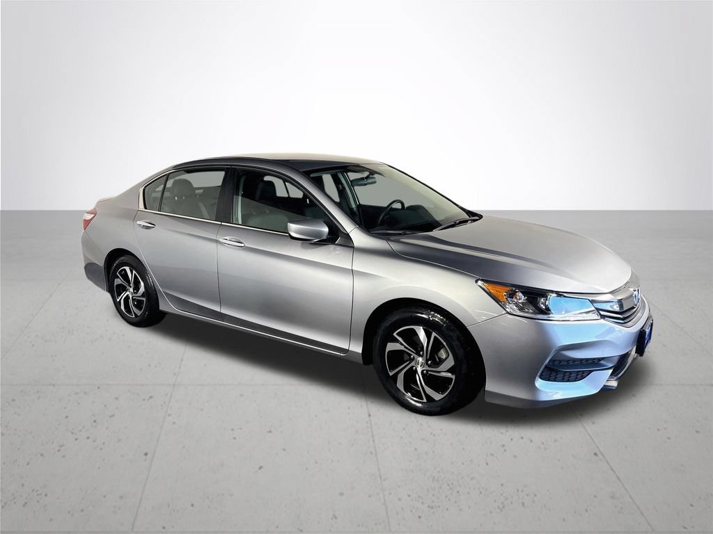 Used 2016 Honda Accord LX image 4