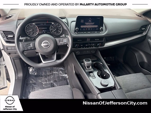 Used 2023 Nissan Rogue SV AWD/4WD image 19
