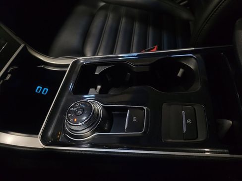 Used 2019 Ford Edge SEL w/ Equipment Group 201A image 26