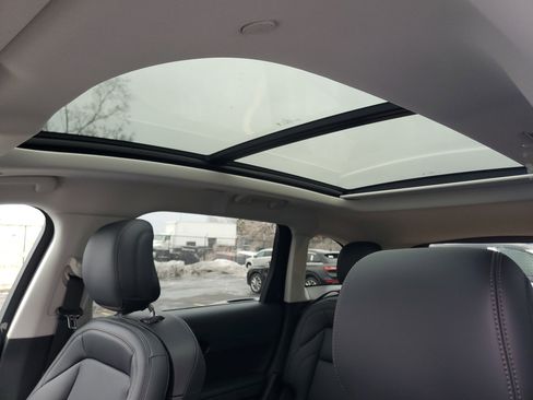 New 2026 Lincoln Nautilus Premier w/ Equipment Group 102A image 9