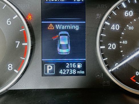 Used 2024 Nissan Sentra S FWD image 19