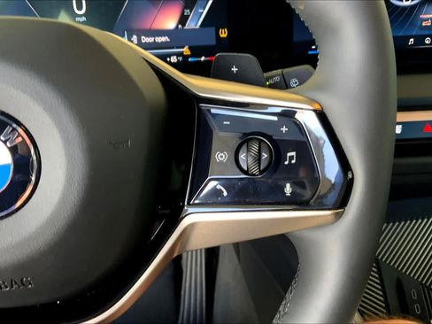 Used 2025 BMW X3 xDrive30i image 24