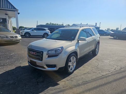 Used 2017 GMC Acadia Limited SLT AWD/4WD image 1