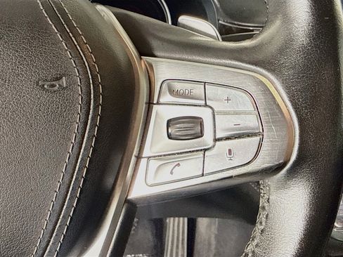 Used 2017 BMW 750i xDrive AWD/4WD image 15