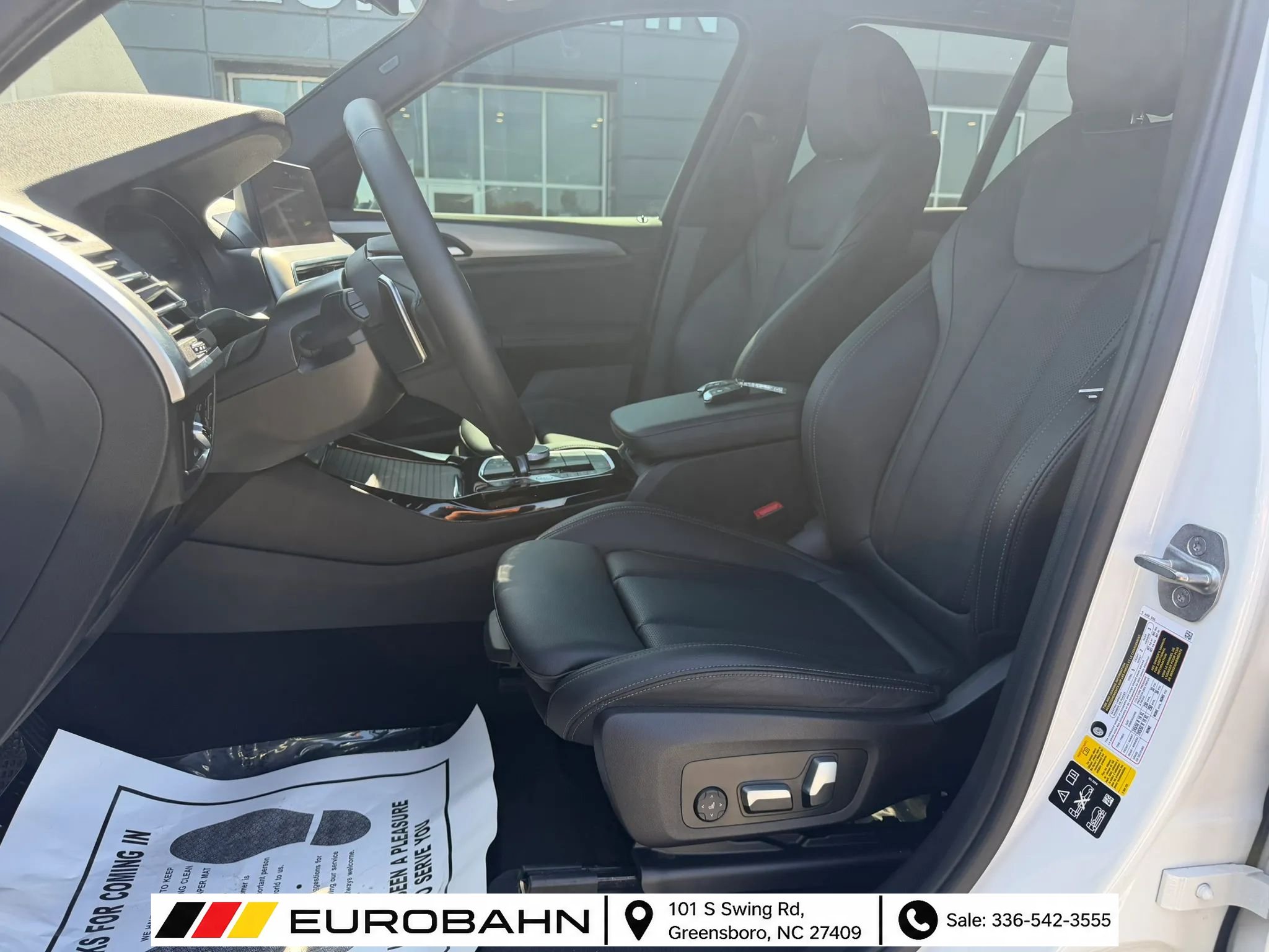 Used 2023 BMW X3 xDrive30i w/ Convenience Package AWD/4WD image 7