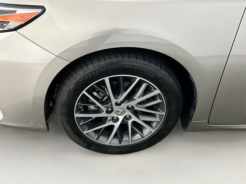 Used 2017 Lexus ES 350 image 11