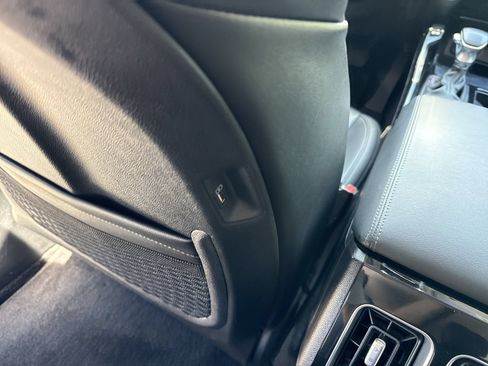 Used 2022 Kia Sorento SX FWD image 16