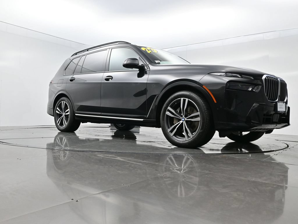 Used 2023 BMW X7 xDrive40i w/ M Sport Package AWD/4WD image 45