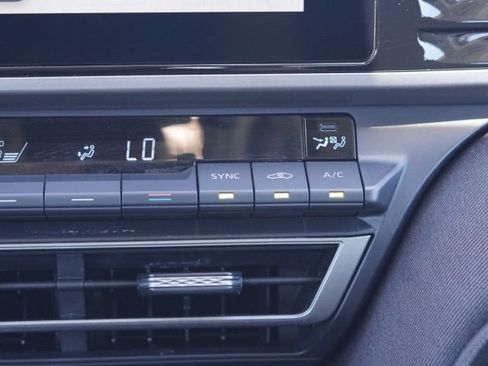 Used 2026 Toyota Camry LE FWD image 28