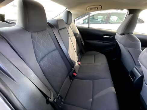 Used 2020 Toyota Corolla LE image 20