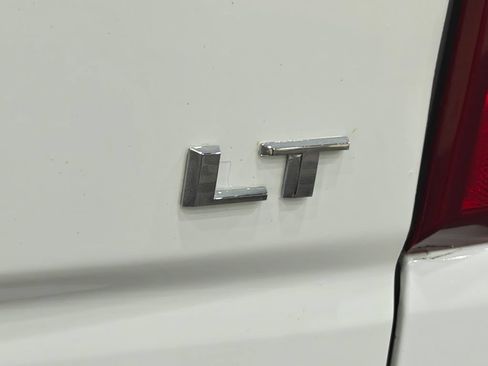 Used 2022 Chevrolet Silverado 1500 LT w/ Fleet Comfort Package AWD/4WD image 45