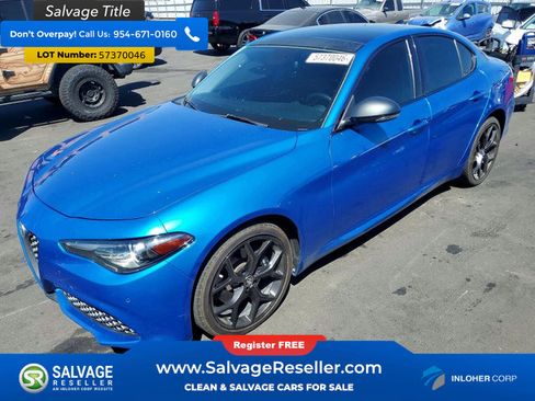Used 2019 Alfa Romeo Giulia AWD w/ Quick Order Package 22J Sport image 1