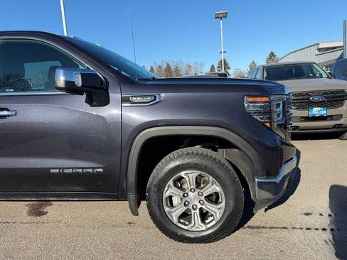 Used 2025 GMC Sierra 1500 SLT image 4