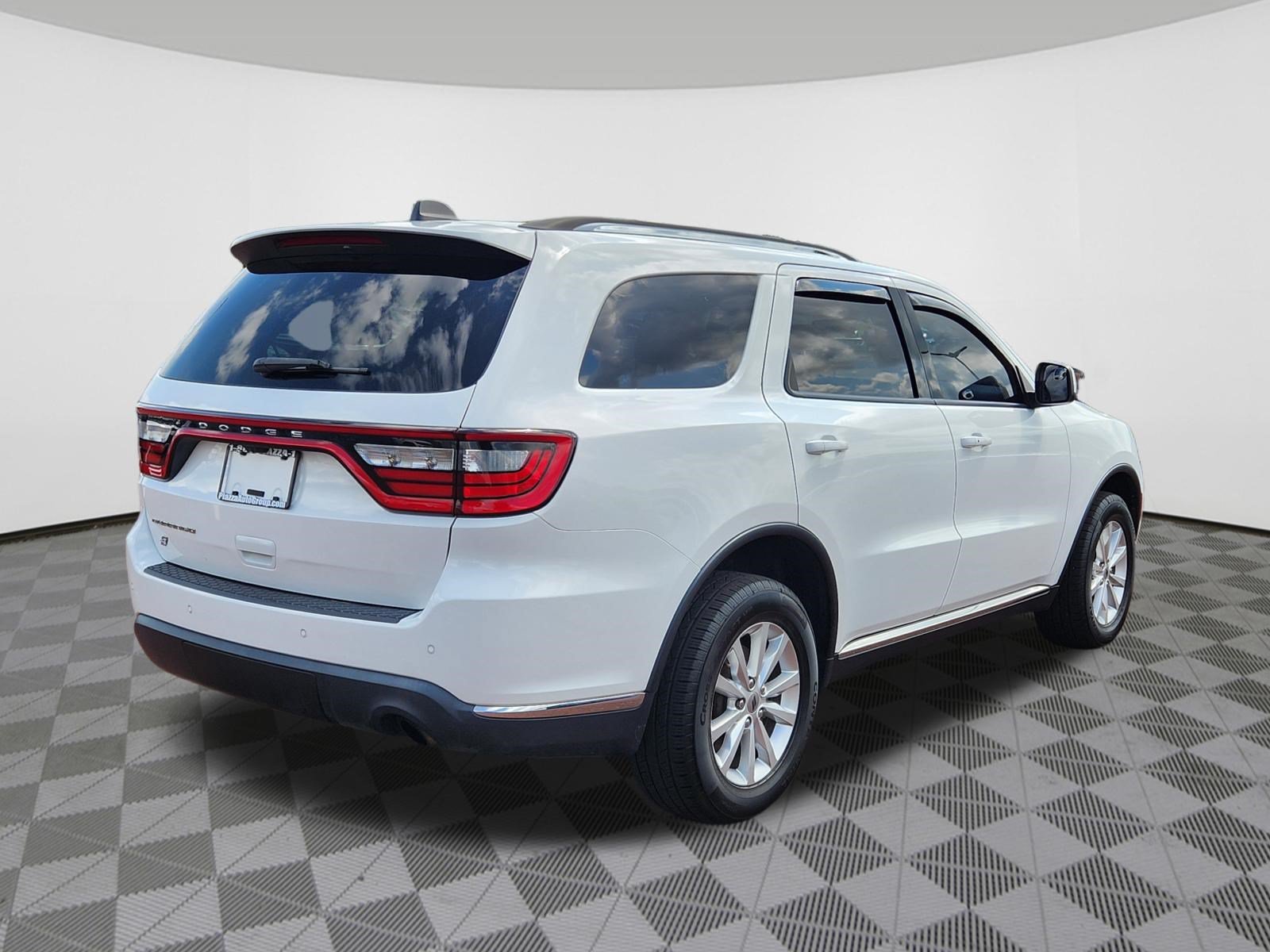 Used 2021 Dodge Durango SXT AWD/4WD image 4