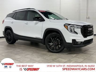 Used 2024 GMC Terrain SLE w/ Driver Convenience Package