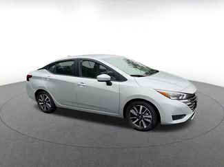 Used 2025 Nissan Versa SV FWD video 2