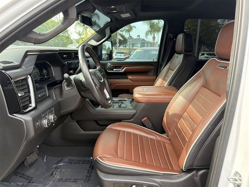 Used 2024 GMC Sierra 2500 Denali Ultimate image 21