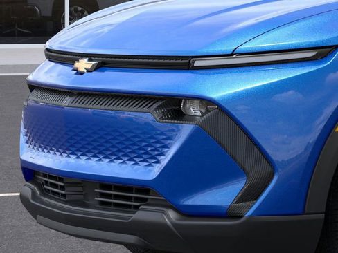 New 2026 Chevrolet Equinox EV LT image 13