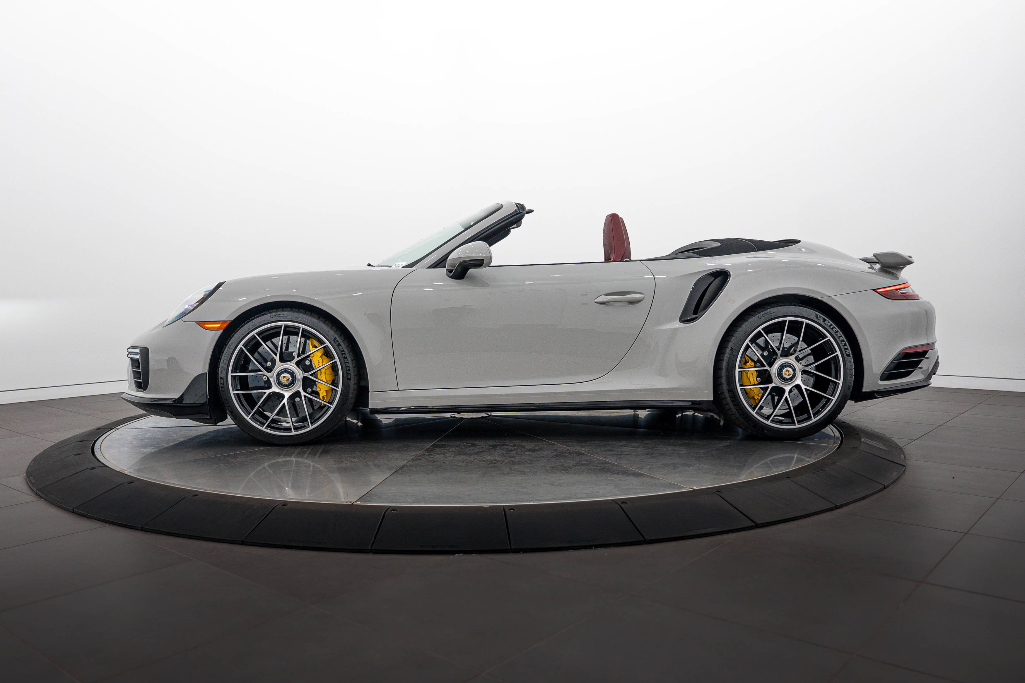 Certified 2019 Porsche 911 Turbo S AWD/4WD image 2