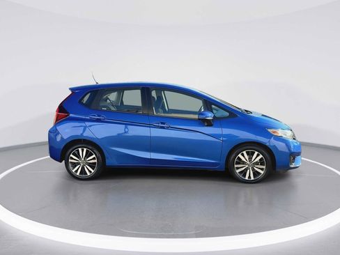Used 2017 Honda Fit EX image 9