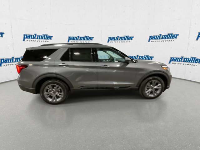 Used 2026 Ford Explorer Active w/ Active Comfort Package AWD/4WD image 12