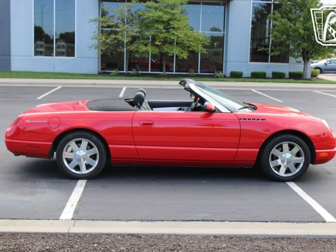 Used 2002 Ford Thunderbird image 6