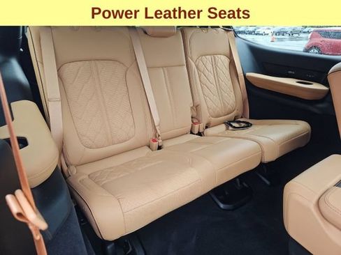 Used 2025 Jeep Grand Wagoneer Series III w/ Rear Seat Video Group 1 AWD/4WD image 13