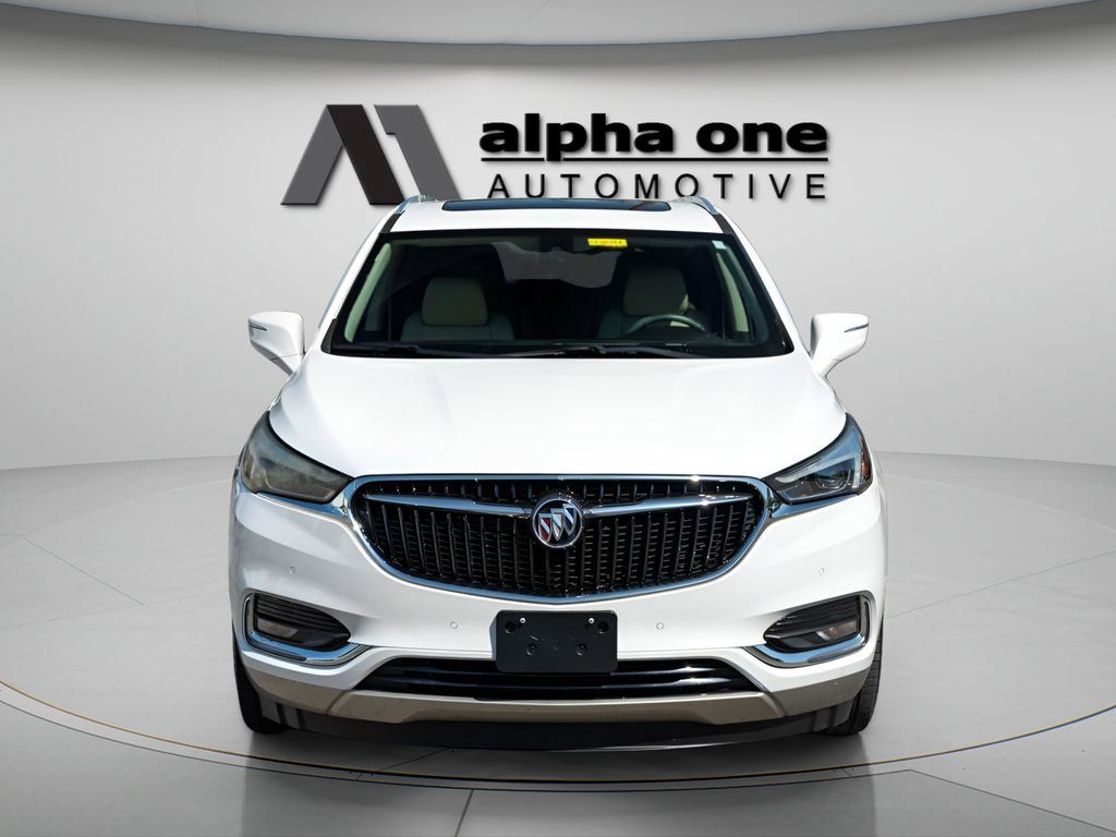 Used 2019 Buick Enclave Premium w/ Experience Buick Package FWD image 2