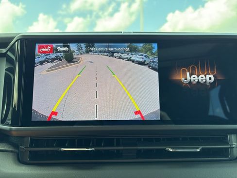 New 2025 Jeep Wrangler Unlimited Rubicon 392 image 9